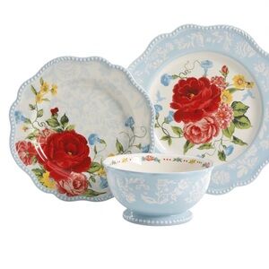 The Pioneer Woman Sweet Rose Dinnerware Set